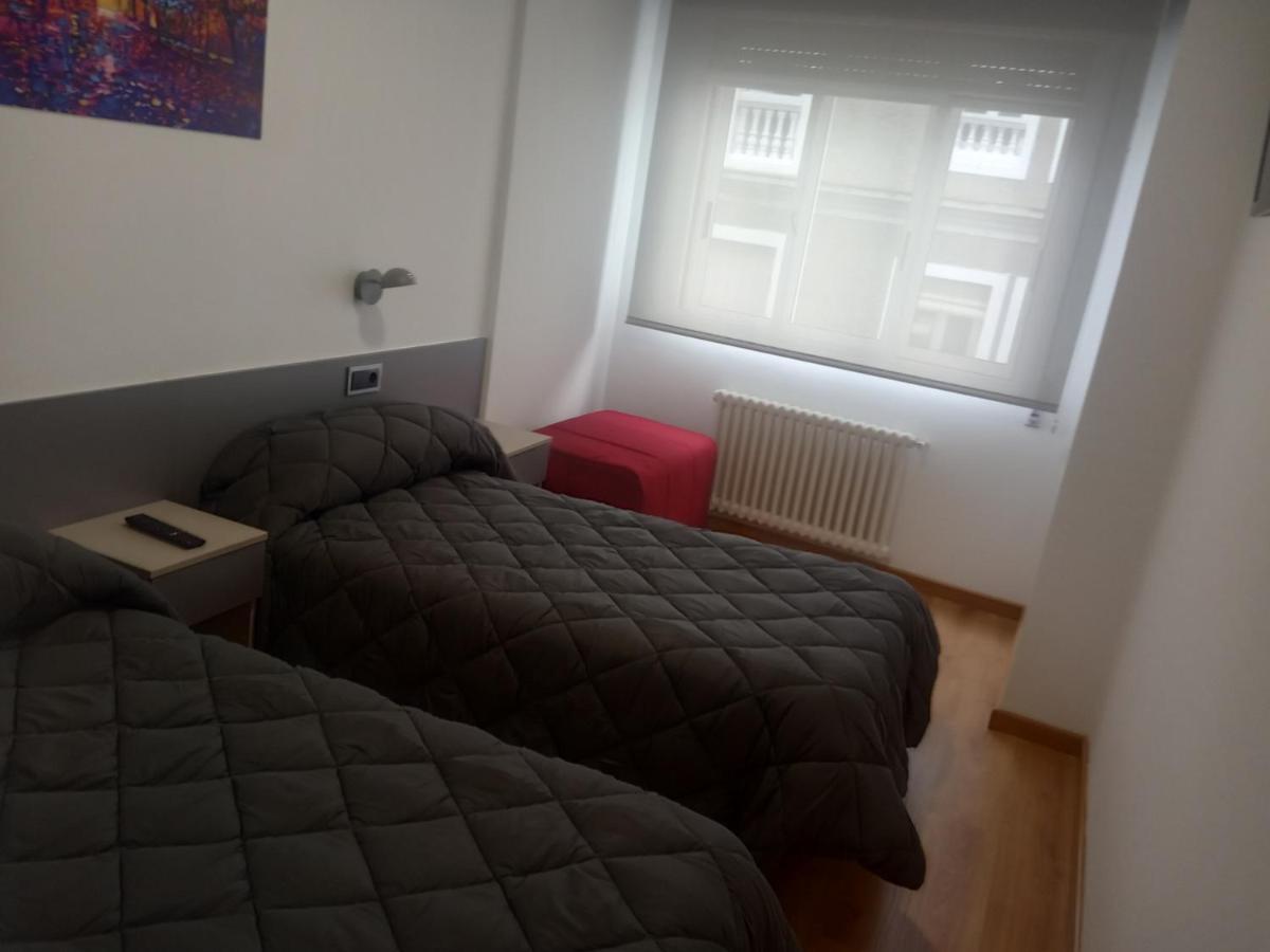 אורנסה Hostal Outarelo מראה חיצוני תמונה