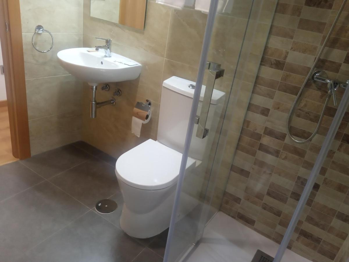 אורנסה Hostal Outarelo מראה חיצוני תמונה